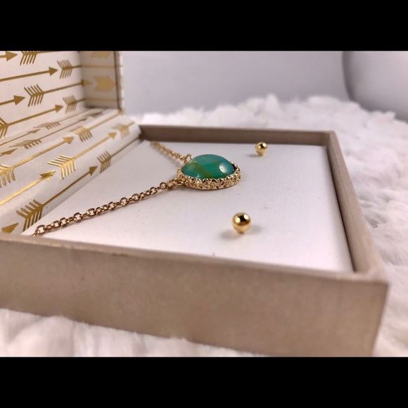 ✅🆕Teal and gold bubble glass necklace - Picture 3 of 8